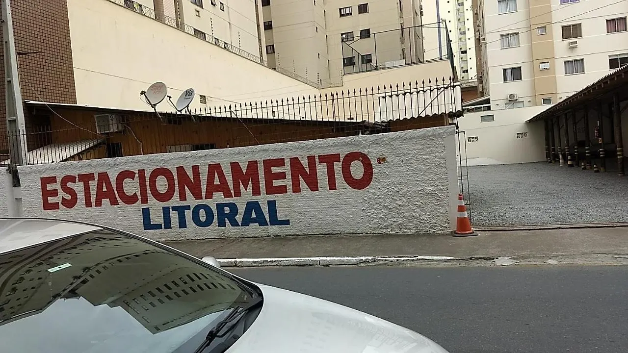 홈스테이 Descanso Litoral 02 Balneário Camboriú